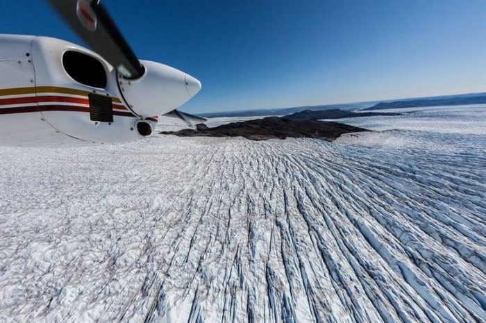Comment réserver un billet d’avion pour votre prochaine aventure en Arctique ?